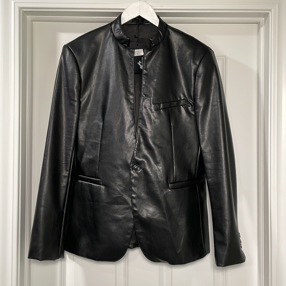 NEW Men's Black Faux Leather Blazer Jacket - Large
